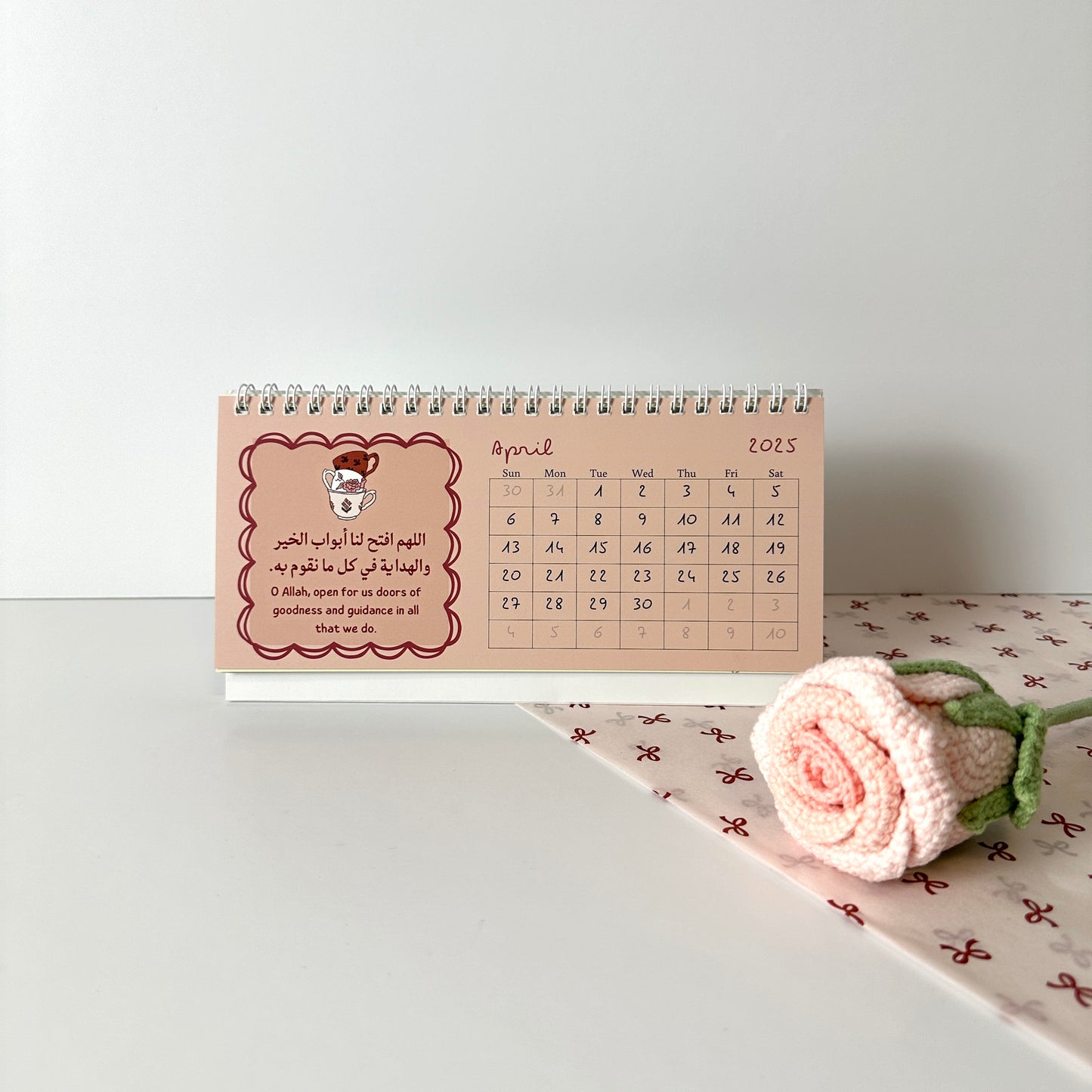 desk calendar 2025