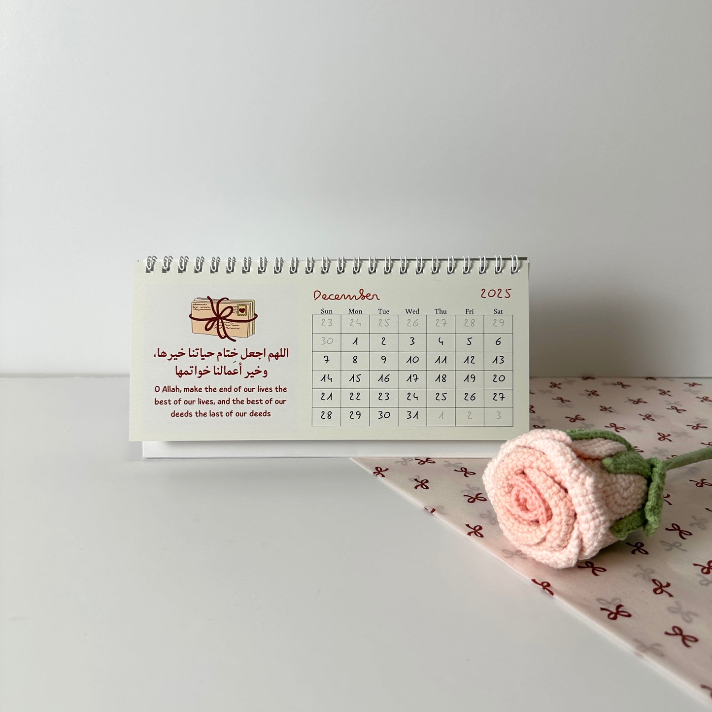 desk calendar 2025