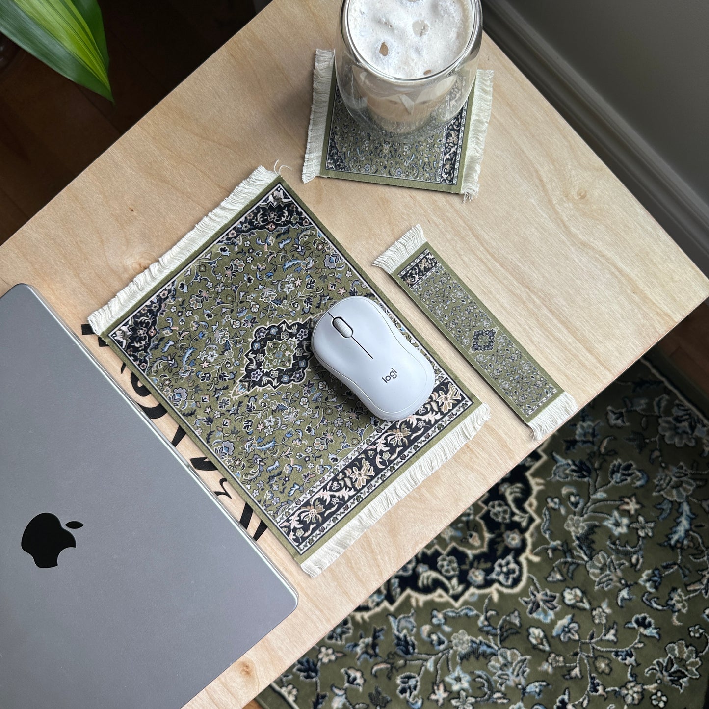 rawdah desk set
